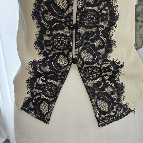 UO lace blouse - Picture 7 of 15